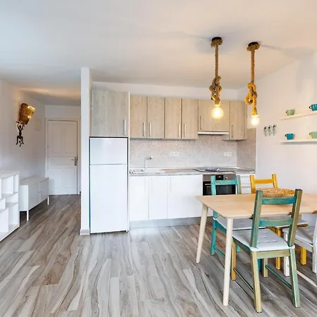 Buganvillas Apartament *